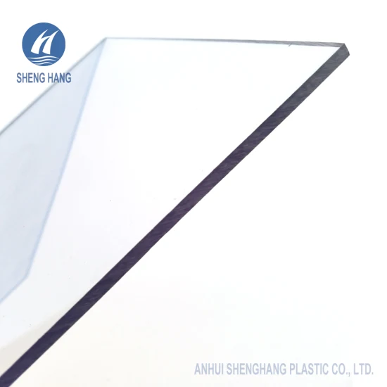 Feuille solide en polycarbonate hautement transparent avec revêtement anti-UV